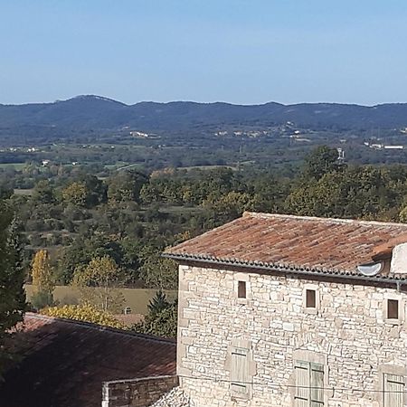 Appartement Nos jours heureux à Barjac  Extérieur photo