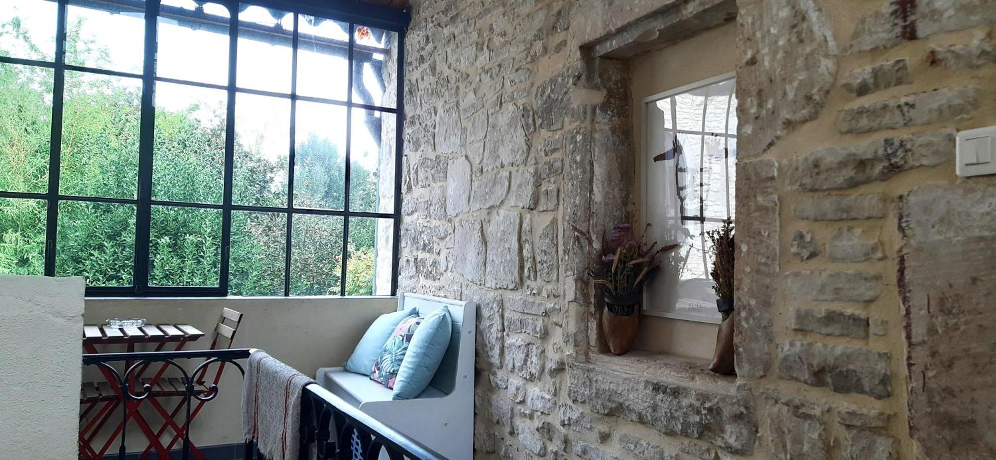 Appartement Nos jours heureux à Barjac  Extérieur photo